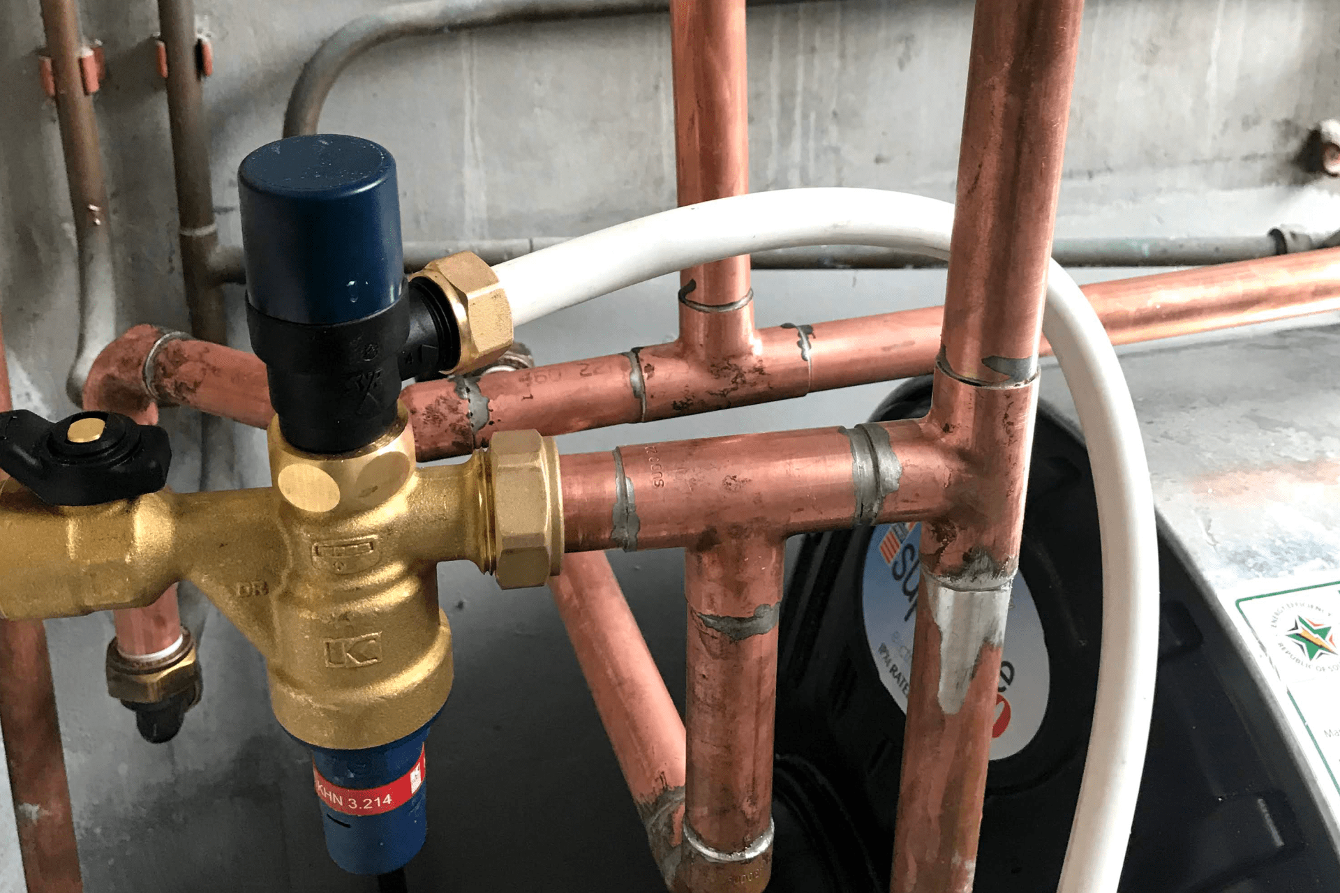 leaking-pipes
